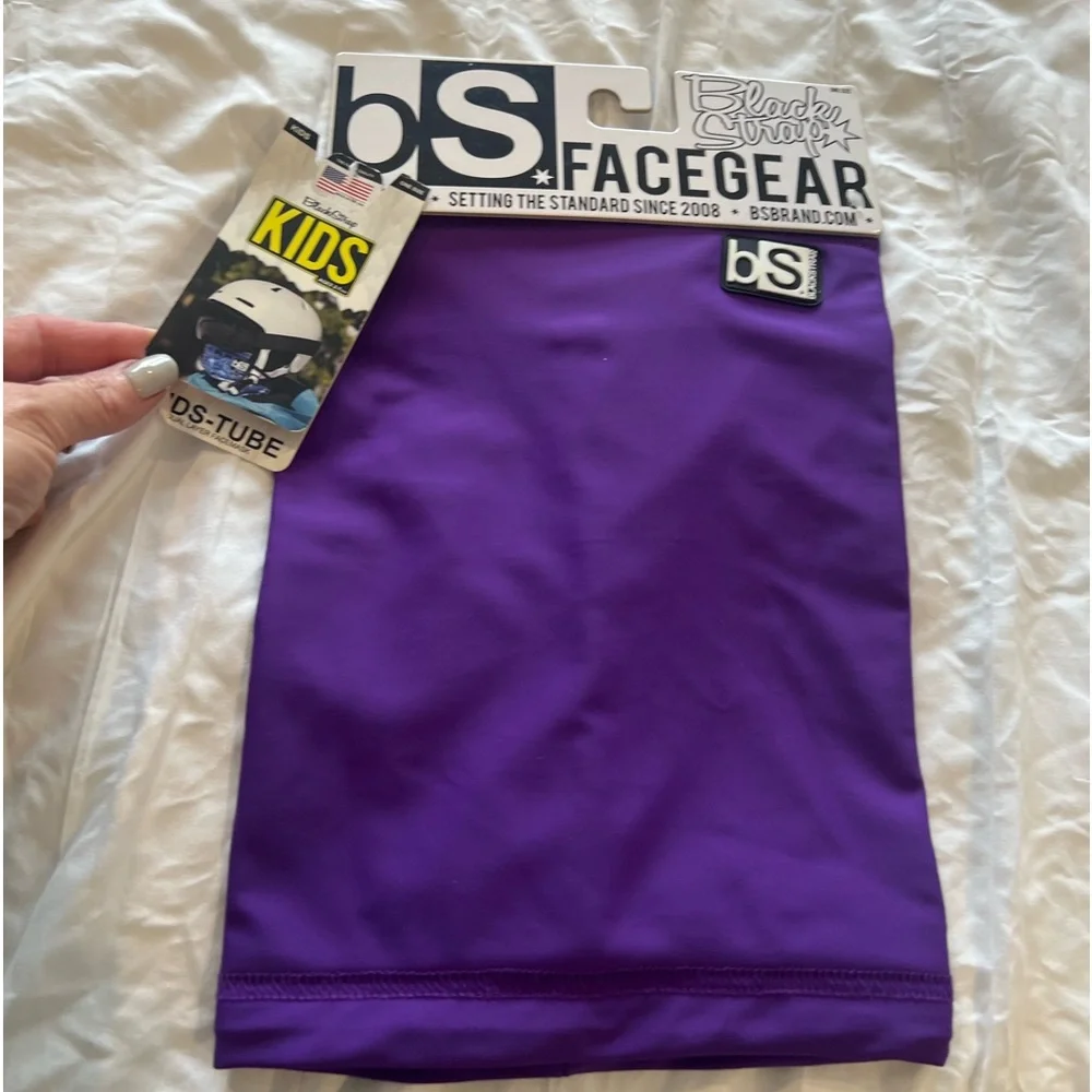 Black Strap BS kids neck gear